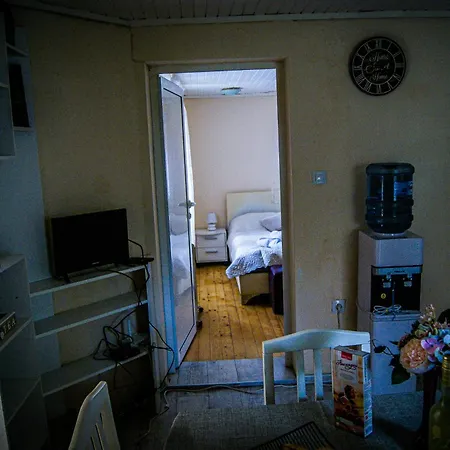 Niki Apartament *